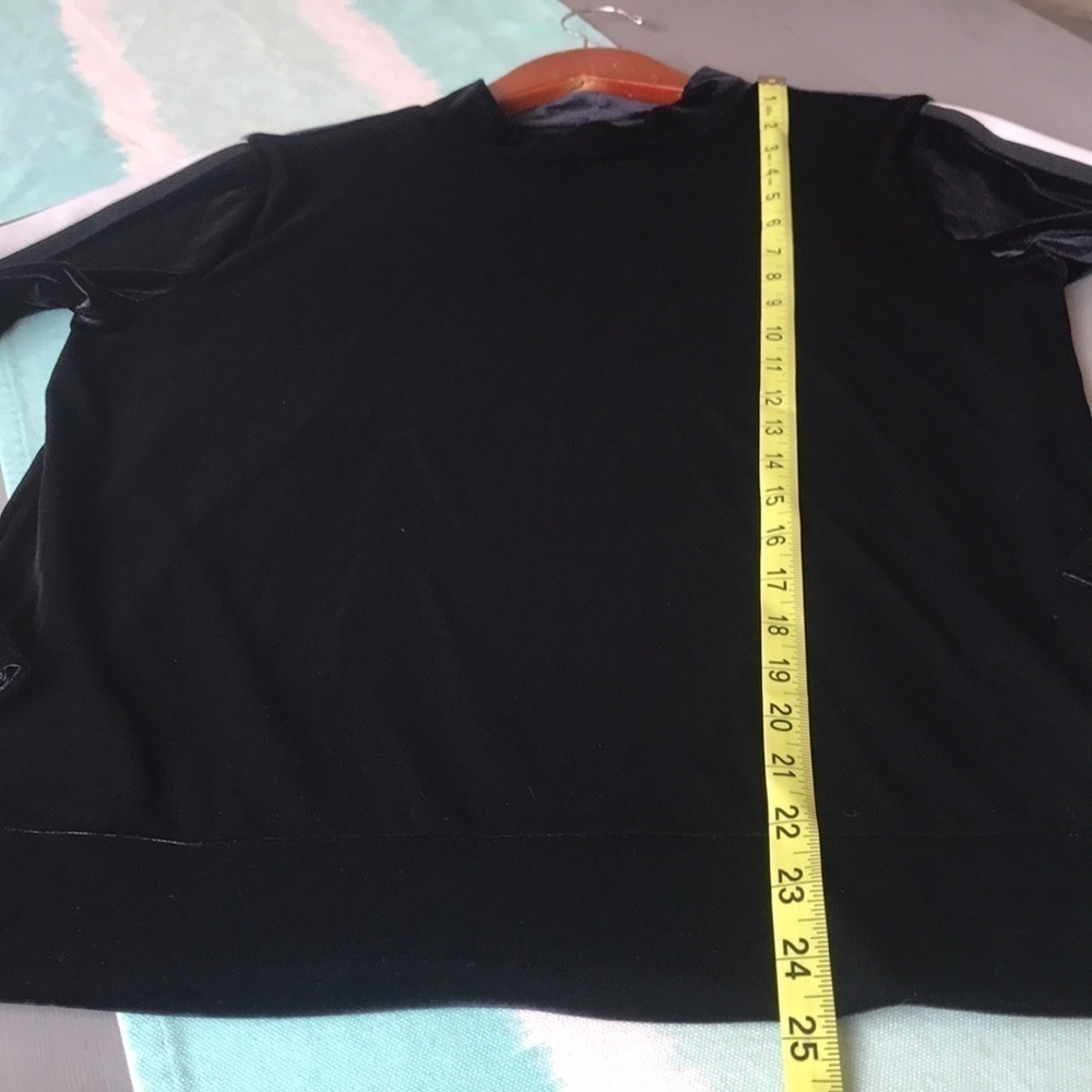 Xersion Velour Velvet‎ Long Sleeve Athletic Style Pullover Sweatshirt Top - Picture 8 of 8